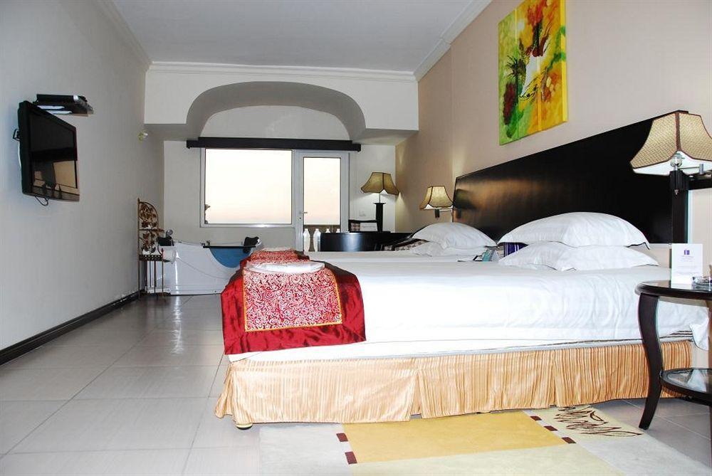 Portaluna Hotel & Resort Jounieh Exterior foto